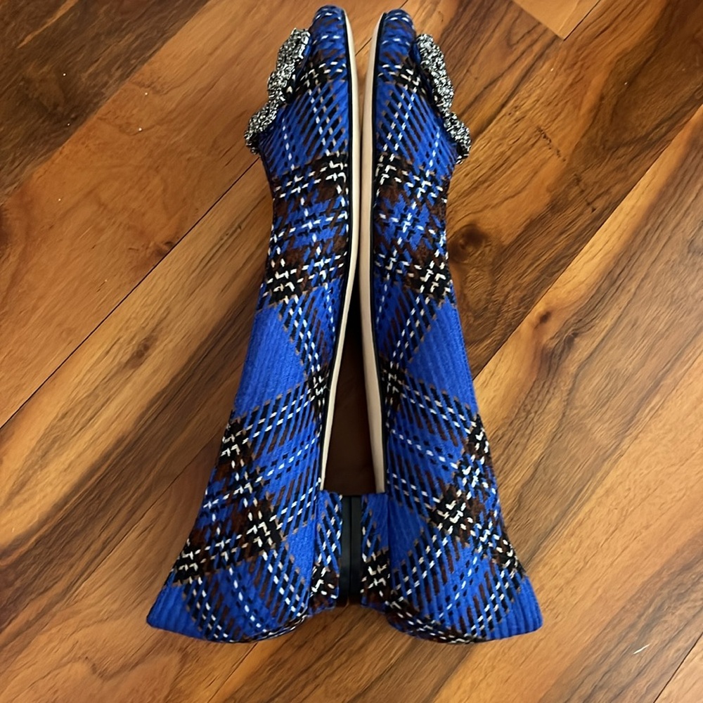 Manolo blahnik Hangisi Chrystal Buckle Wool Flats, NEW - Picture 13 of 17